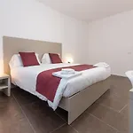 Cascina Fossata & מלון טורינו