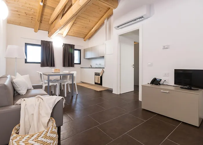 Cascina Fossata&residence Hotel 3*