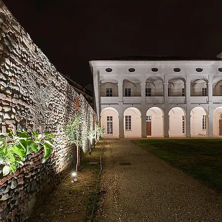 Cascina Fossata & فندق 3*