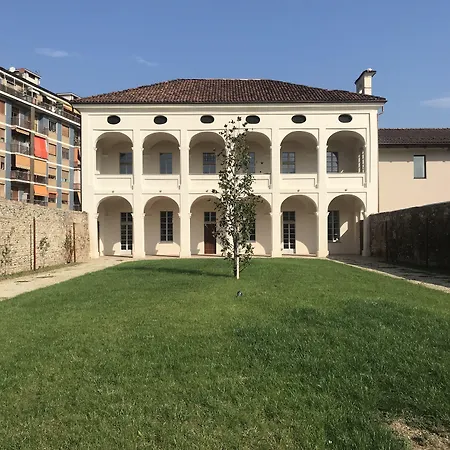 Cascina Fossata & تورينو