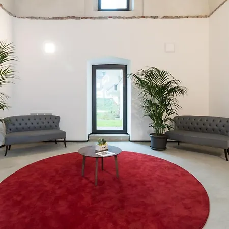 Cascina Fossata & فندق